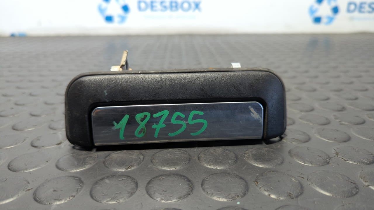 Recambio de MANETA TRASERA DERECHA para MITSUBISHI L 200 (K6/7) 2.5 Turbodiesel 4D56 - VERDE