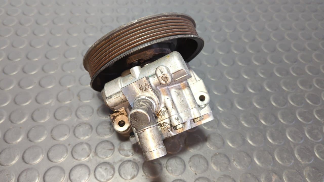 Recambio de BOMBA DIRECCION para MERCEDES-BENZ VITO (W638) CAJA CERRADA 110 CDI     (638.094) 611980     - BLANCO 3