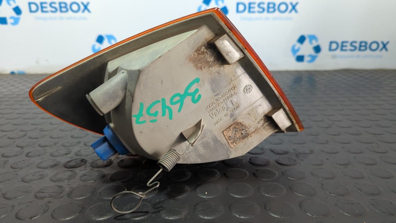 Recambio de PILOTO DELANTERO IZQUIERDO para MERCEDES-BENZ VITO (W638) CAJA CERRADA 110 CDI     (638.094) 611980     - BLANCO 2
