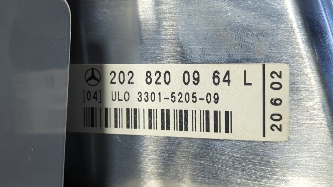Recambio de PILOTO TRASERO IZQUIERDO para MERCEDES-BENZ CLASE C (W202) BERLINA 250 TD (202.128) 605960 - GRIS 7