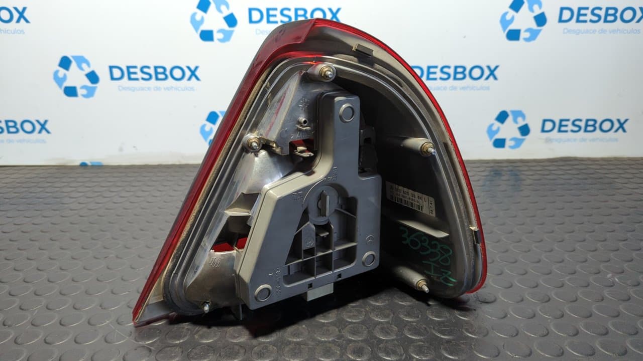 Recambio de PILOTO TRASERO IZQUIERDO para MERCEDES-BENZ CLASE C (W202) BERLINA 250 TD (202.128) OM605960 referencia OEM IAM 2028203564 - AZUL 3