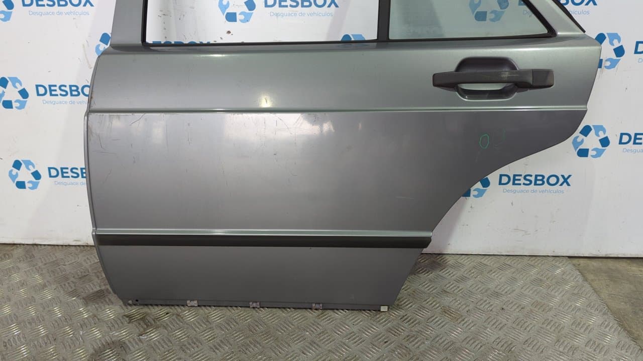 Recambio de PUERTA TRASERA IZQUIERDA para MERCEDES-BENZ CLASE C (W201) 6