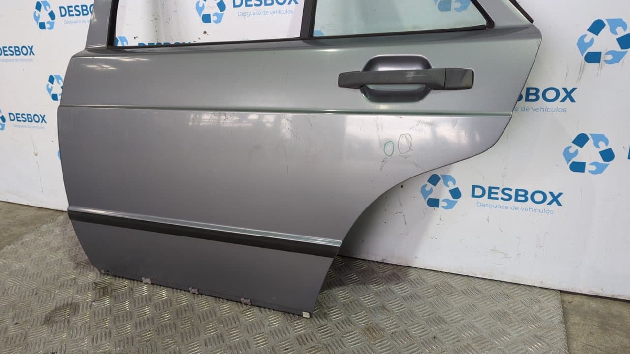 Recambio de PUERTA TRASERA IZQUIERDA para MERCEDES-BENZ CLASE C (W201) 7