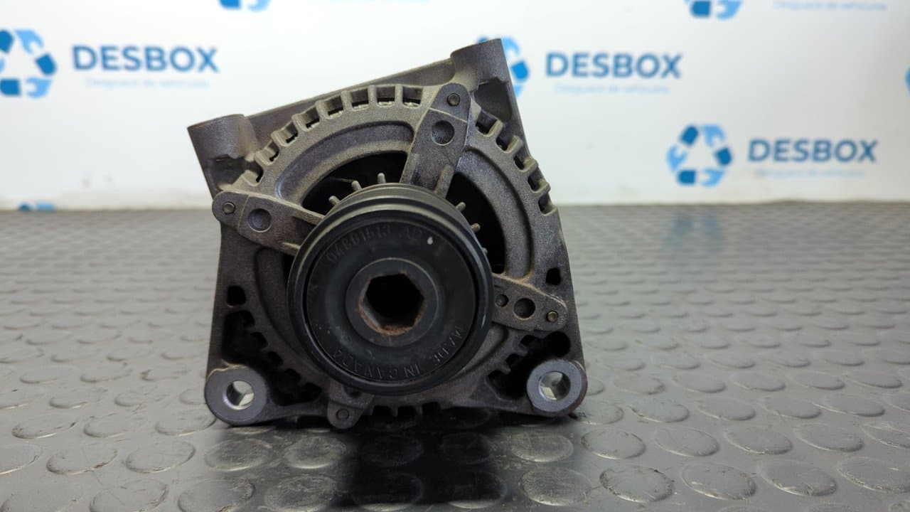 Recambio de ALTERNADOR para CHRYSLER VOYAGER (RG) ENJ referencia OEM IAM 04868429AD - GRIS