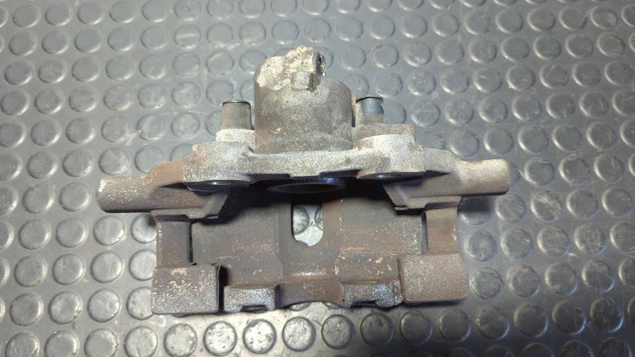 Recambio de PINZA DE FRENO DELANTERA DERECHA para SEAT ALHAMBRA (7V9) Fancy AUY referencia OEM IAM YM212010 - GRIS 3