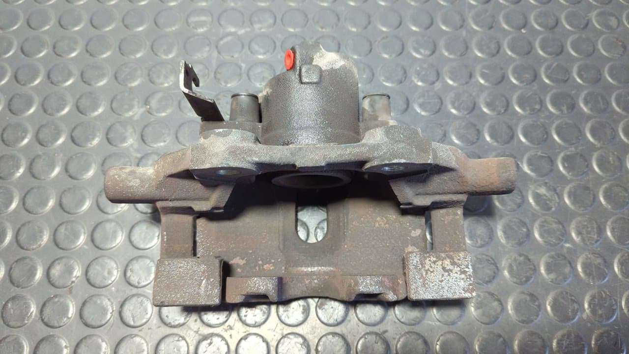 Recambio de PINZA DE FRENO DELANTERA IZQUIERDA para SEAT ALHAMBRA (7V9) Fancy AUY referencia OEM IAM YM212011 - GRIS 6