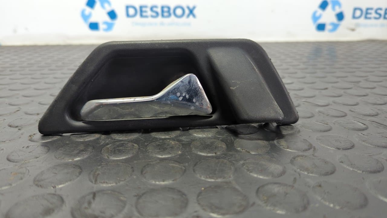 Recambio de MANETA INTERIOR TRASERA DERECHA para MERCEDES-BENZ CLASE E (W124) referencia OEM IAM 1247600261
