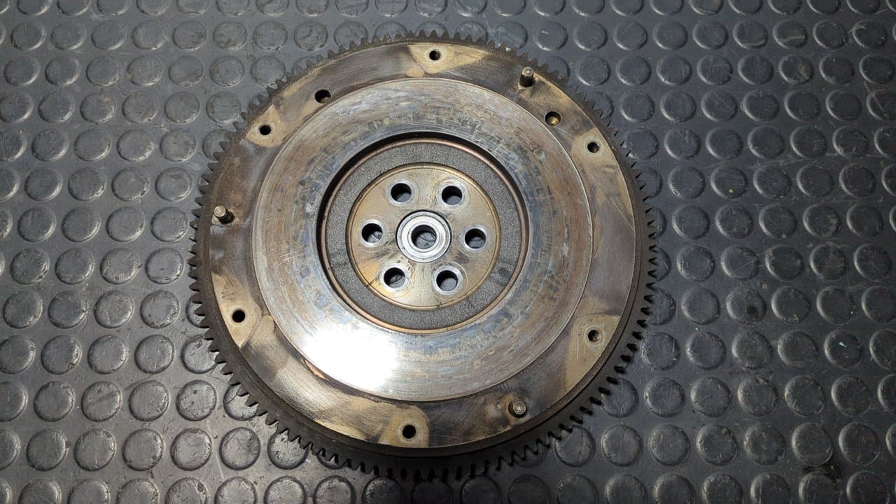 Recambio de VOLANTE MOTOR para MAZDA MX-3 (EC) 1.6 16V B6 referencia OEM IAM B6S7 - BLANCO