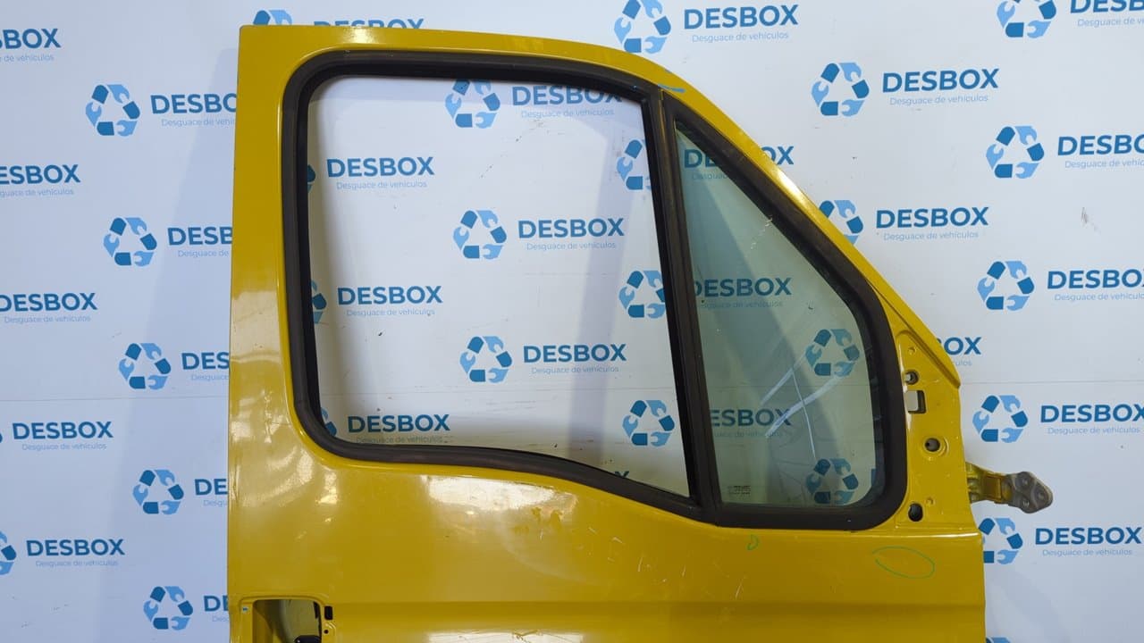 Recambio de PUERTA DELANTERA DERECHA para RENAULT MASTER DESDE 4