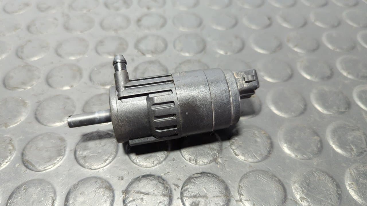 Recambio de BOMBA LIMPIA para FIAT DUCATO CHASIS CABINA 33 (290) L1 Kipper RS: 3000 mm 140 F1AGL4113 referencia OEM IAM D2832 - BLANCO 2