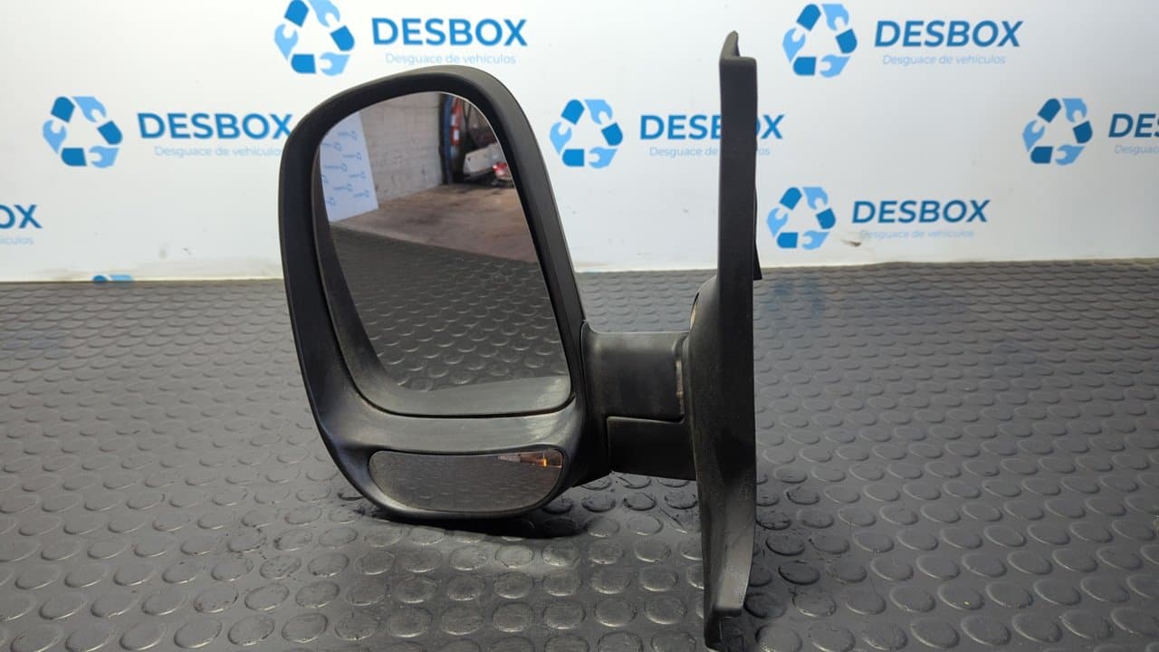Recambio de RETROVISOR IZQUIERDO para FORD TRANSIT, CAJA CERR. CORTO 95 FT    80   2.5  City - Line 4FB referencia OEM IAM 8C183L030A - BLANCO