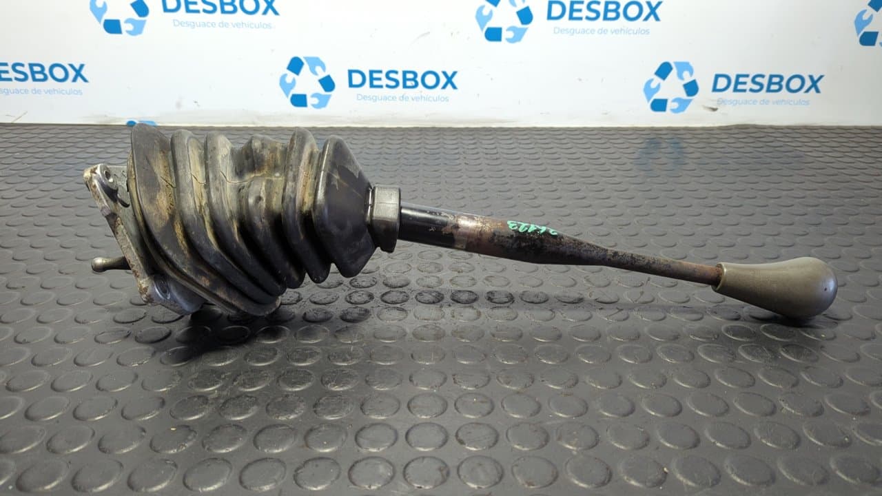 Recambio de PALANCA CAMBIO para NISSAN PATROL (K/W260) Corto TA RD28 referencia OEM IAM 4963G9800 - GRIS