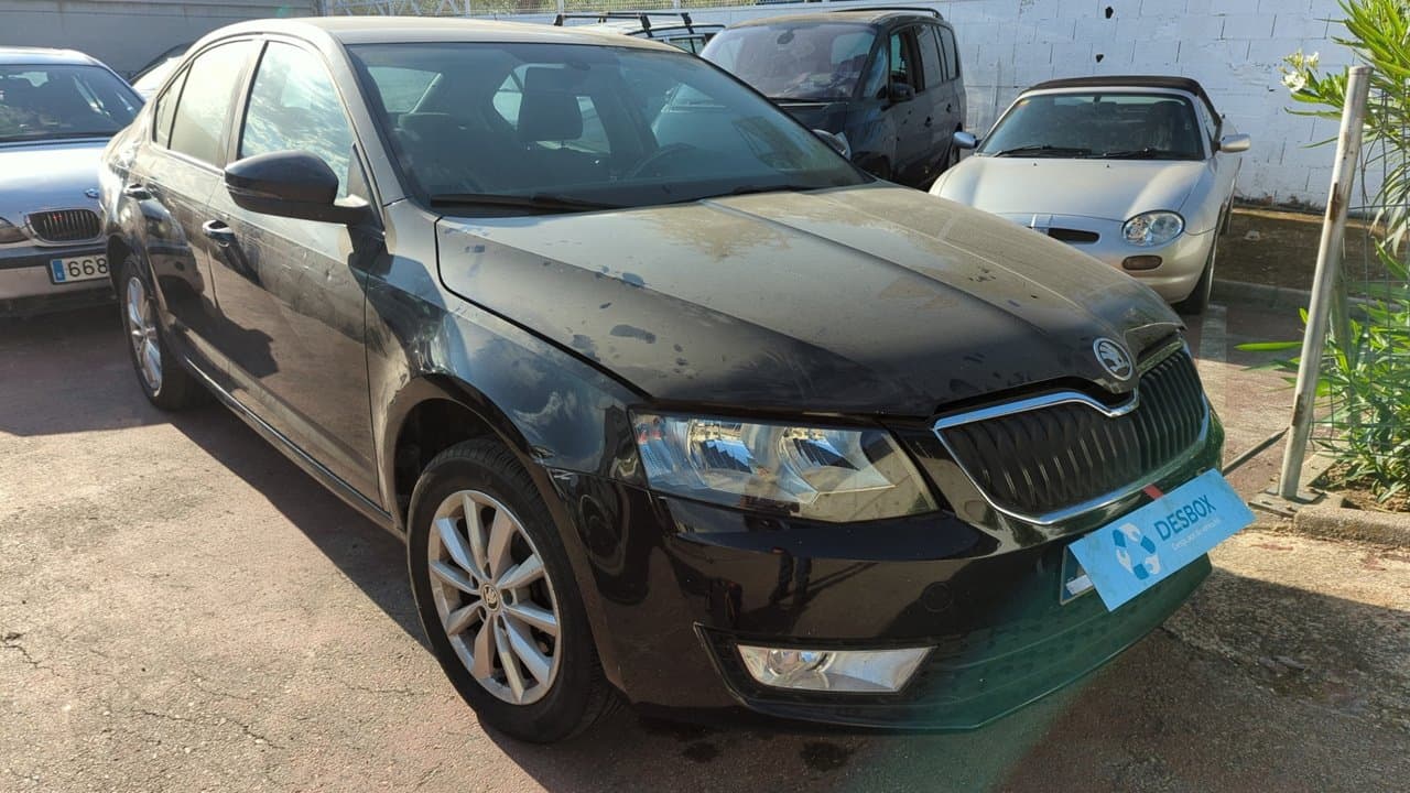 Recambio de CONDENSADOR / RADIADOR  AIRE ACONDICIONADO para SKODA OCTAVIA BERLINA (1Z3) Active Plus CLH - NEGRO