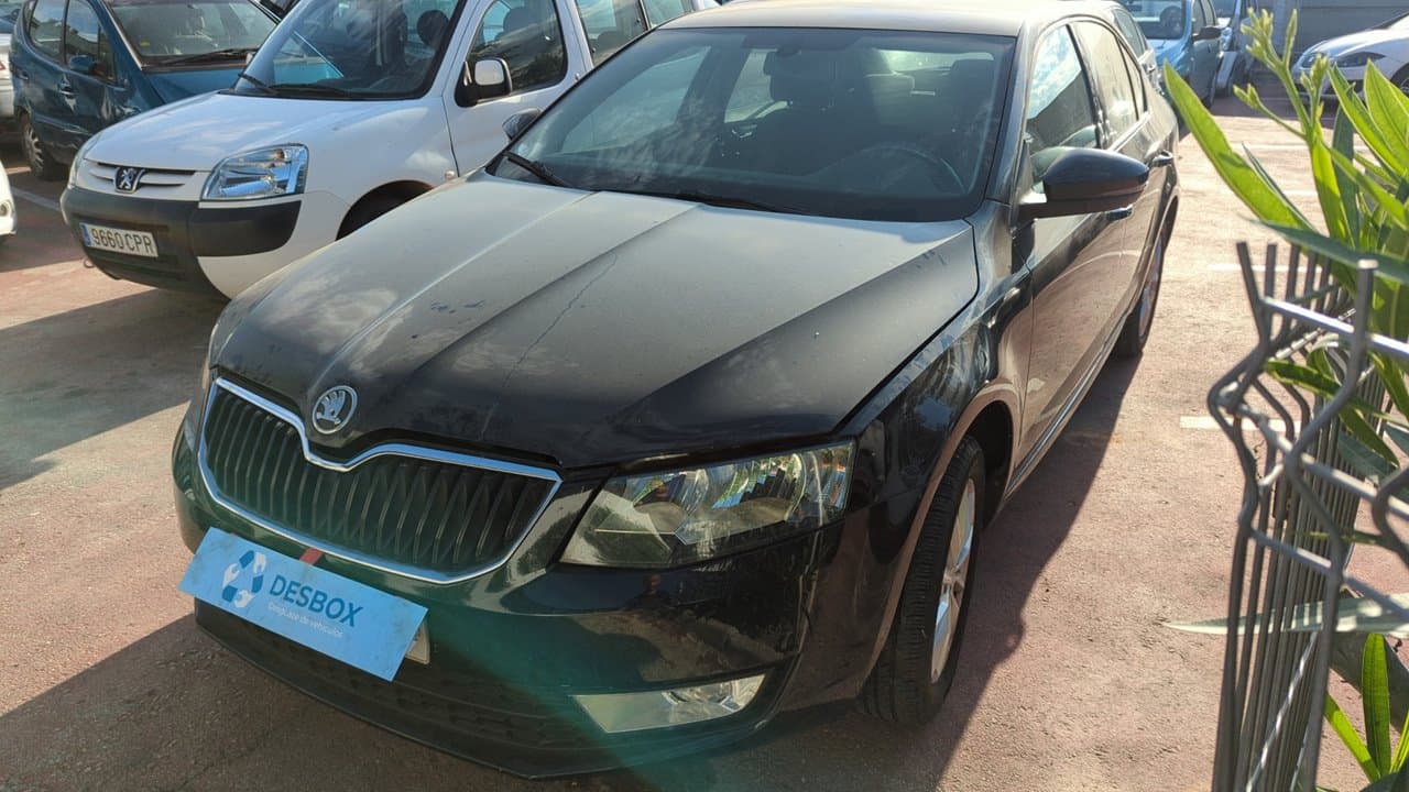 Recambio de CONDENSADOR / RADIADOR  AIRE ACONDICIONADO para SKODA OCTAVIA BERLINA (1Z3) Active Plus CLH - NEGRO 3