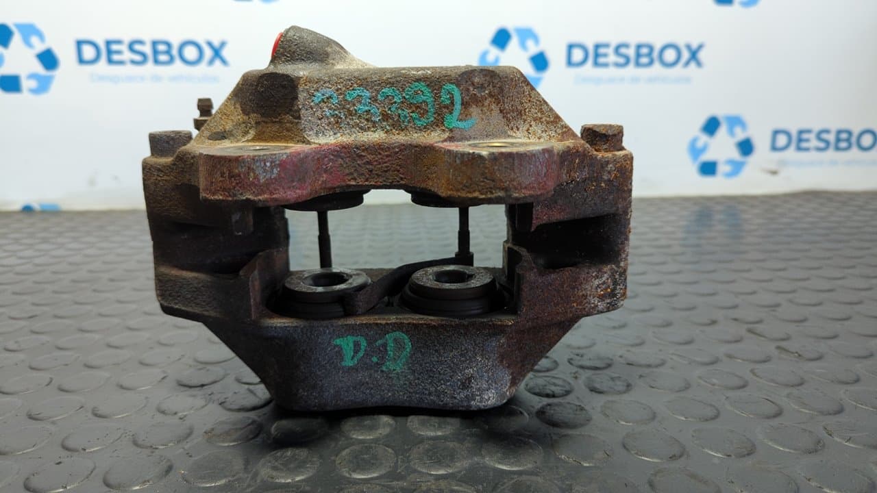 Recambio de PINZA DE FRENO DELANTERA DERECHA para IVECO DAILY CAJA ABIERTA / VOLQUETE 29 - L 10 Caja abierta 8140 referencia OEM IAM 20388700 - BLANCO 4