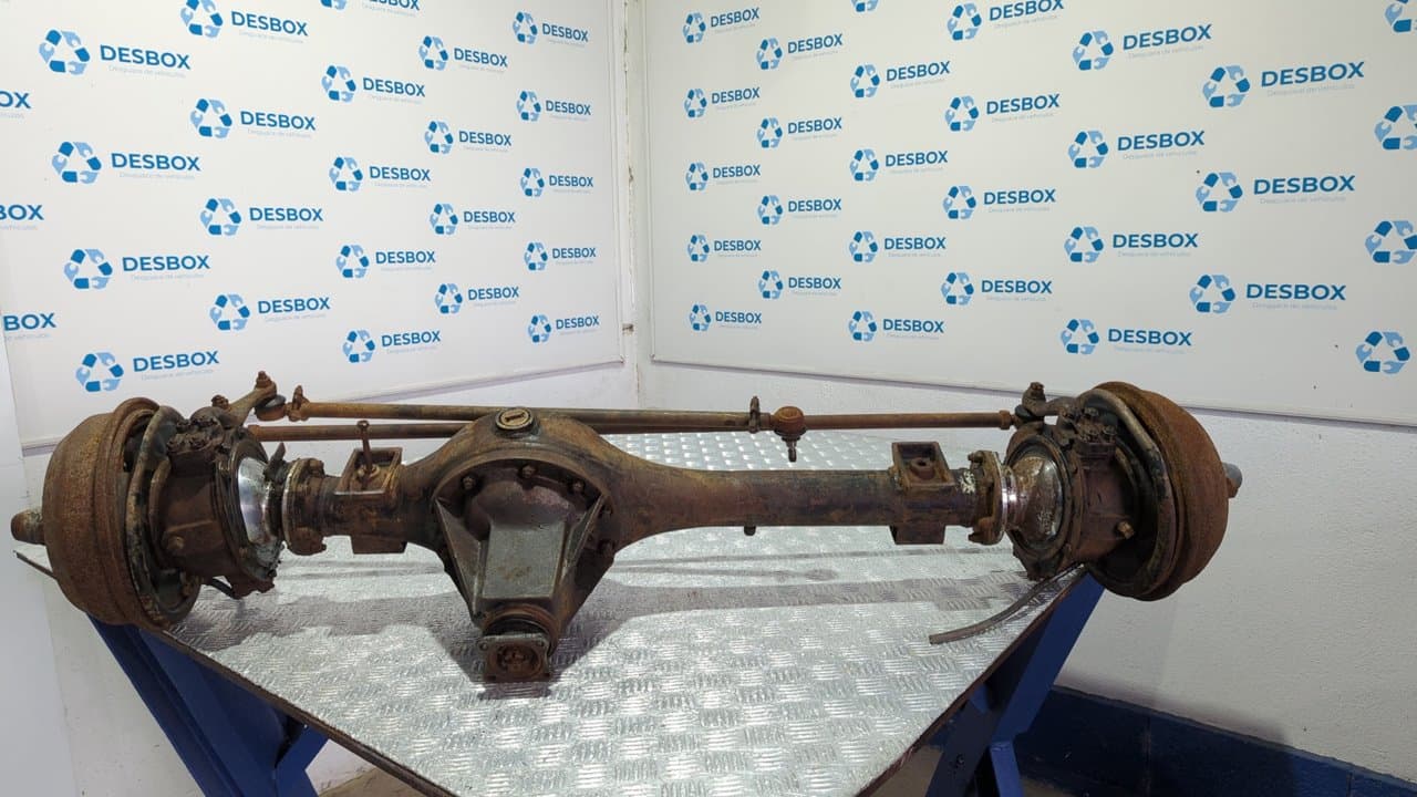 Recambio de PUENTE DELANTERO para LAND ROVER SANTANA 2.5D   E-74         - GRIS