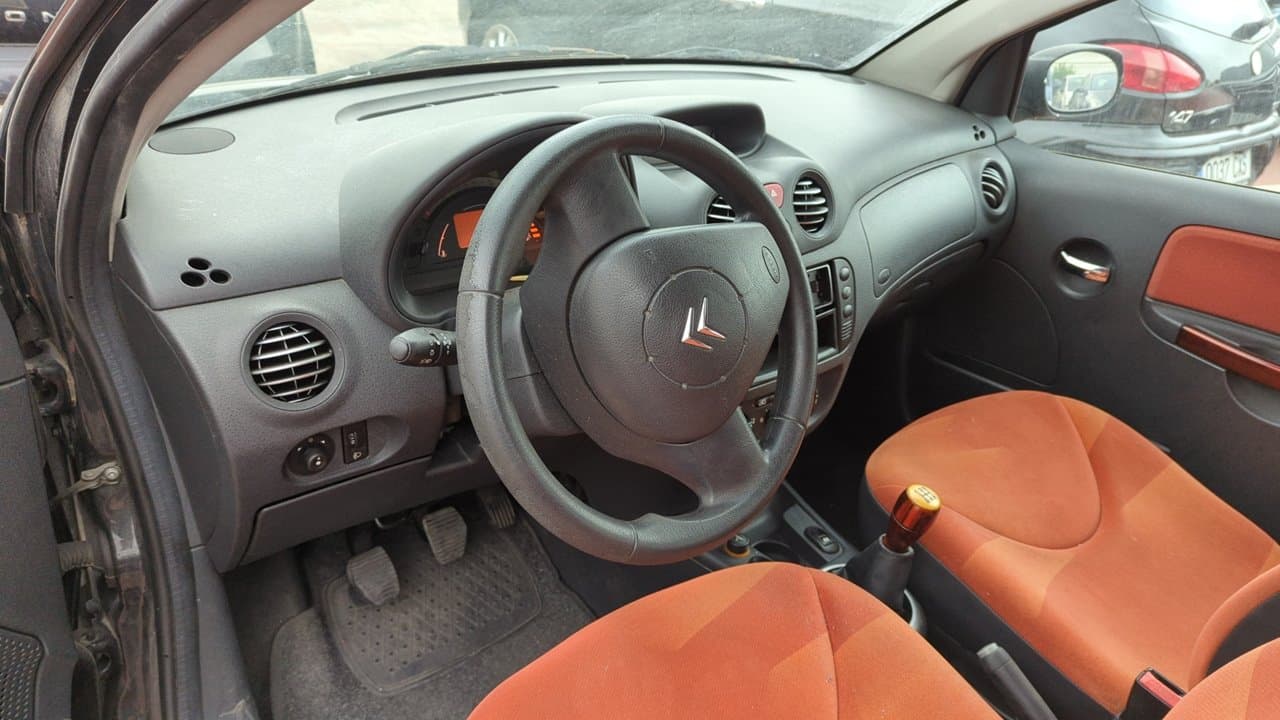 Recambio de PASO RUEDA DELANTERO IZQUIERDO para CITROEN C2 8HZ - NEGRO 7
