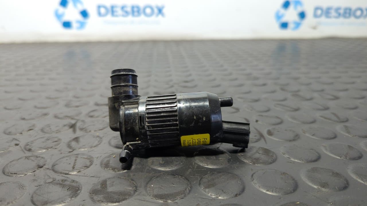 Recambio de BOMBA LIMPIA para FORD MONDEO LIM. ST-Line UACC referencia OEM IAM GR2B17664AA - NEGRO