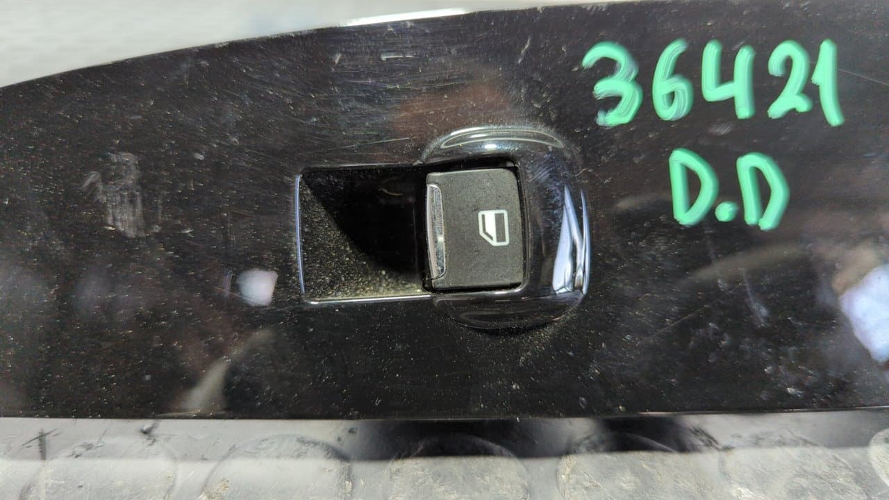 Recambio de MANDO ELEVALUNAS DELANTERO DERECHO para FORD MONDEO LIM. ST-Line UACC referencia OEM IAM DG9T14529ABW - NEGRO 5