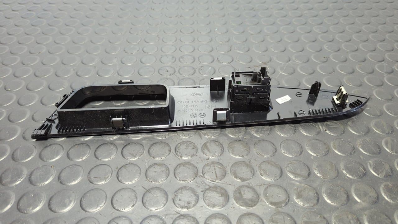 Recambio de MANDO ELEVALUNAS DELANTERO DERECHO para FORD MONDEO LIM. ST-Line UACC referencia OEM IAM DG9T14529ABW - NEGRO 4