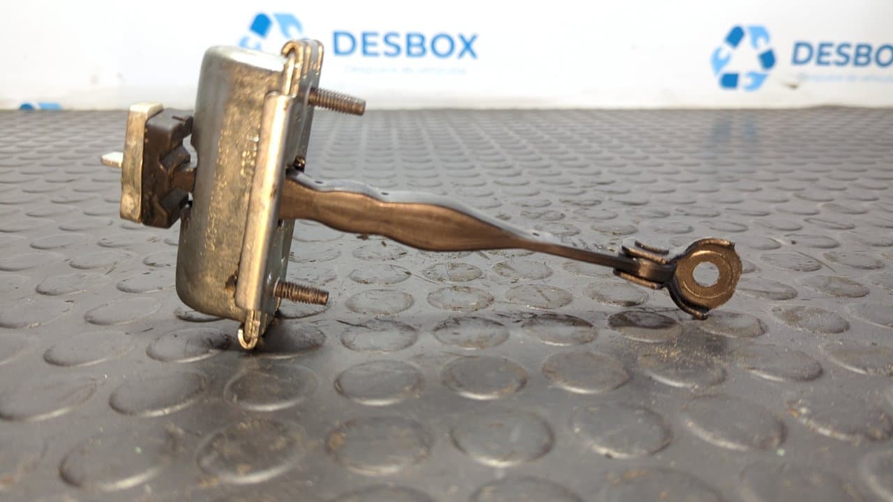 Recambio de RETENEDOR PUERTA DERECHA para FORD MONDEO LIM. ST-Line UACC referencia OEM IAM DS73F27200AE - NEGRO
