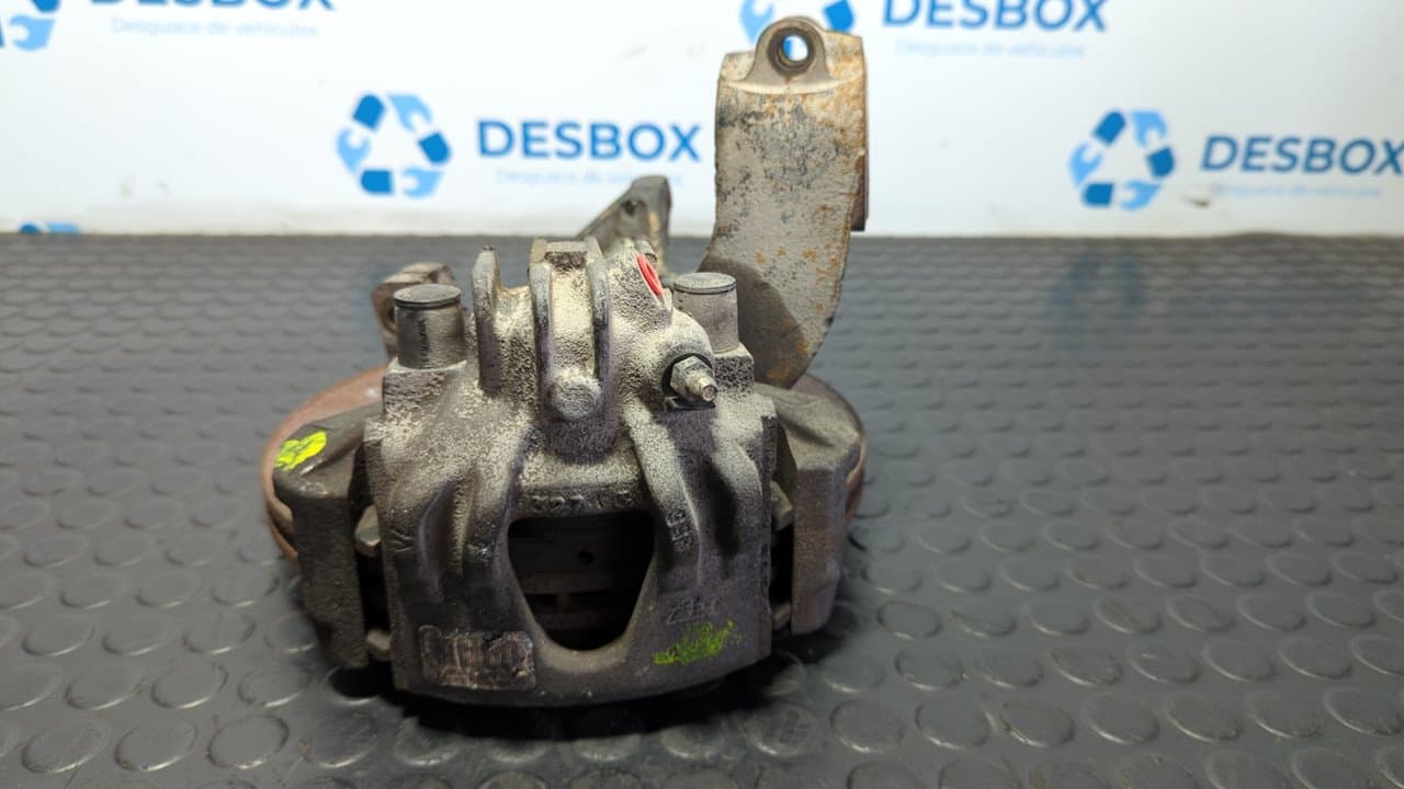 Recambio de MANGUETA DELANTERA IZQUIERDA para PEUGEOT 306 BERLINA 3/4/5 PUERTAS (S2) 1.9 Diesel DHY - BLANCO 4