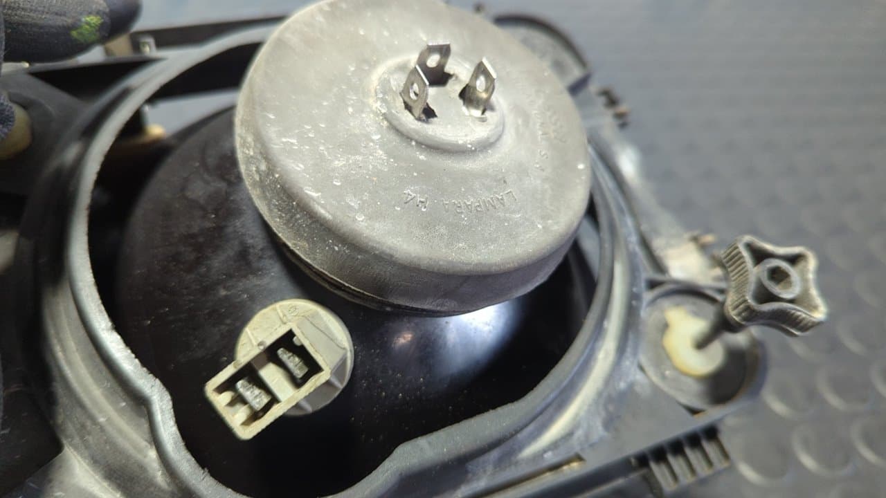 Recambio de FARO DERECHO para OPEL CORSA A Forgoneta 15D referencia OEM IAM 007334 - BLANCO 5