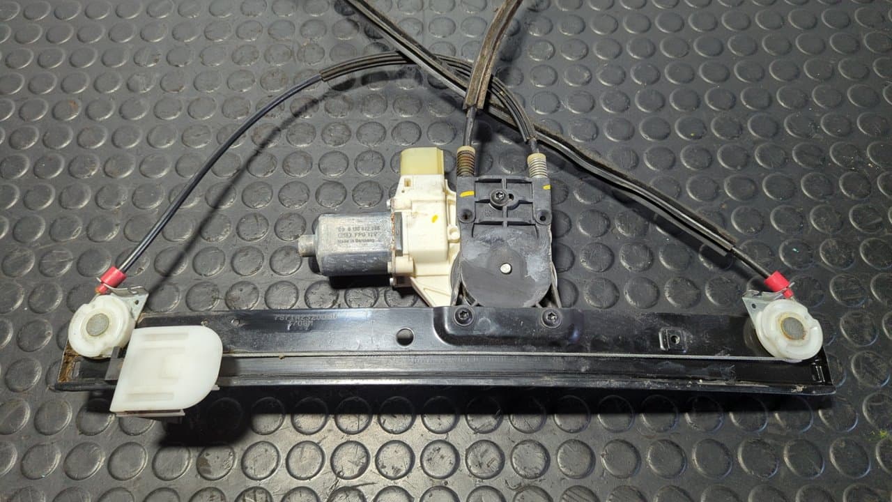 Recambio de ELEVALUNAS DELANTERO DERECHO para FORD MONDEO BER. (CA2) Titanium QXBB referencia OEM IAM 6M2114553B - GRIS 4