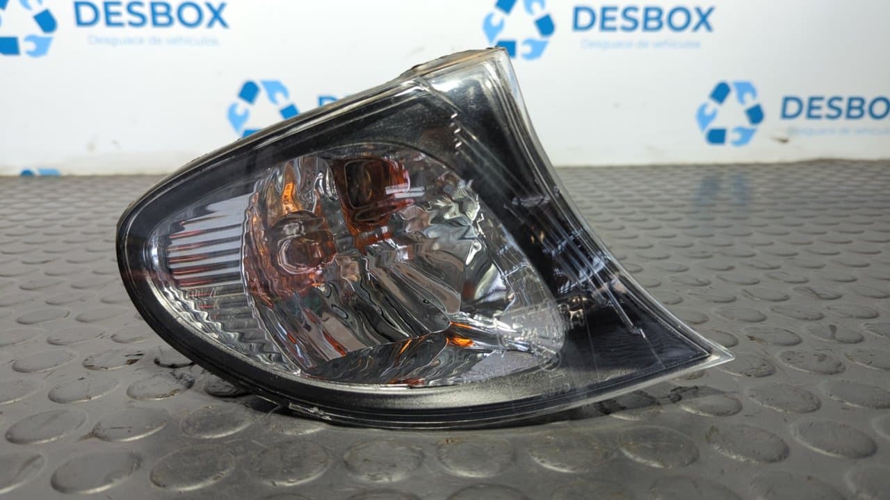 Recambio de PILOTO DELANTERO DERECHO para BMW SERIE 3 BERLINA (E46) 316i N42B18 - ROJO