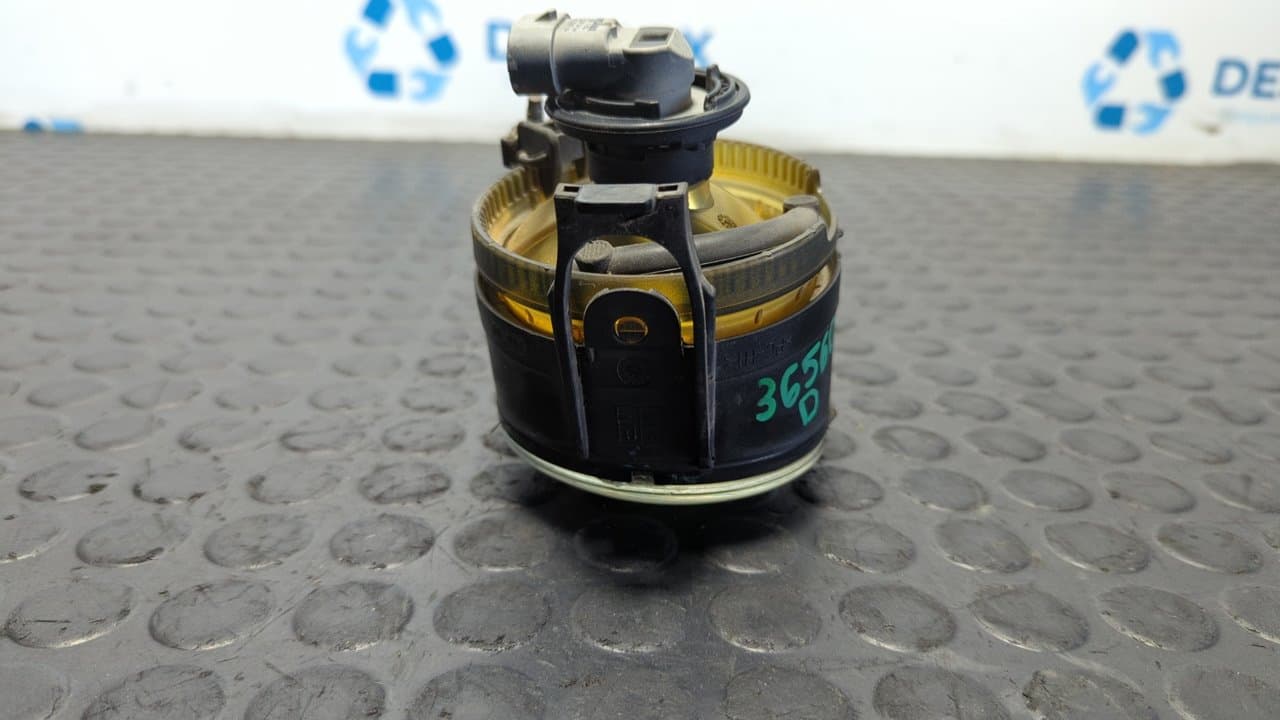 Recambio de FARO ANTINIEBLA DERECHO para VOLKSWAGEN GOLF V BERLINA (1K1) Sportline BKD referencia OEM IAM 27128600 - NEGRO 4