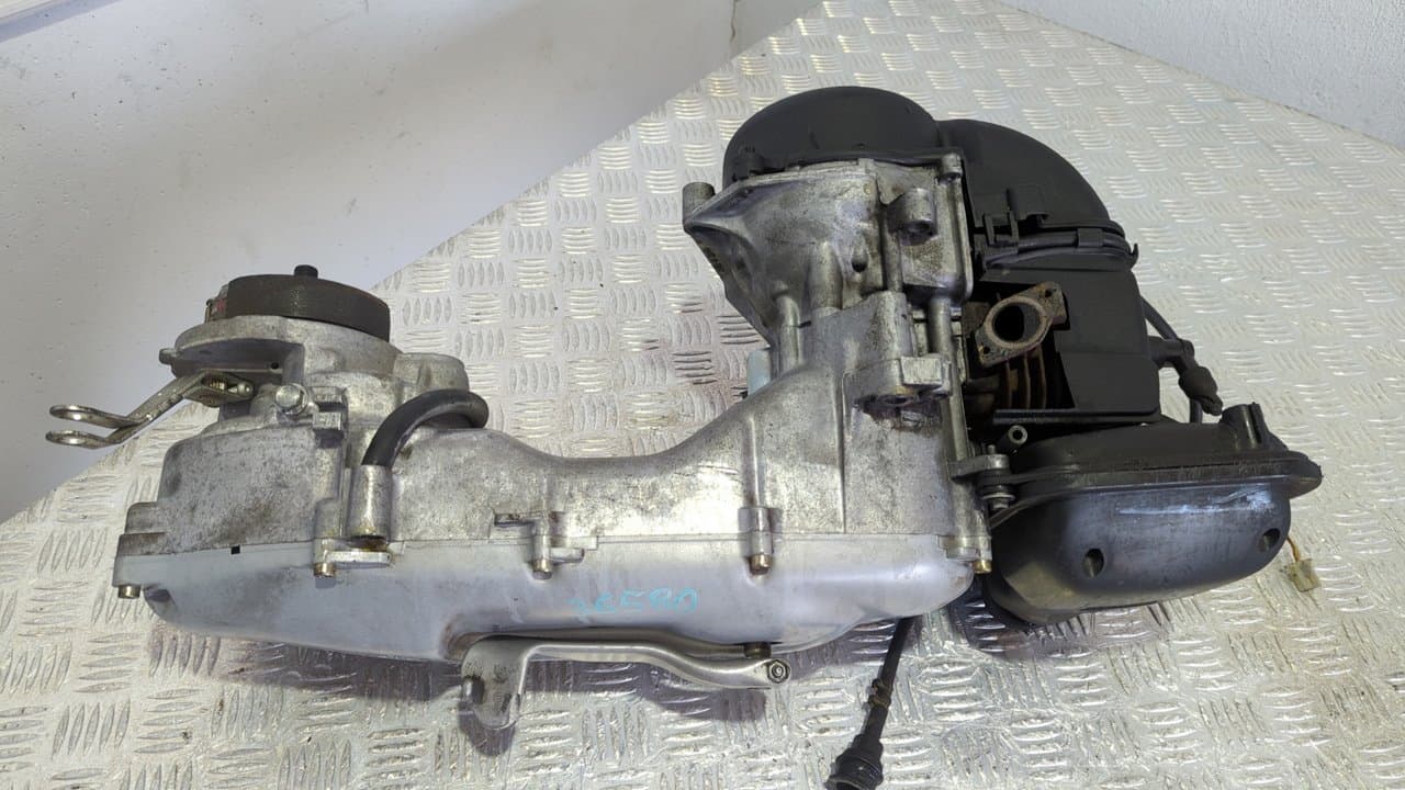 Recambio de MOTOR  para APRILIA RALLY 50 RALLY 50 LC CAT MD referencia OEM IAM 5MYAP - GRIS 2