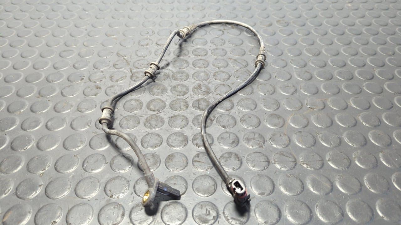 Recambio de SENSOR ABS DELANTERO DERECHO para MERCEDES-BENZ CLASE M (W164) 280 / 300 CDI (164.120) OM642940 referencia OEM IAM A1645400917 - NEGRO