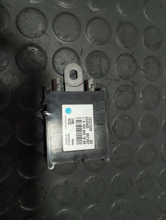 Recambio de MODULO ELECTRONICO para MERCEDES-BENZ CLASE M (W164) 280 / 300 CDI (164.120) OM642940 referencia OEM IAM A1648201689 - NEGRO
