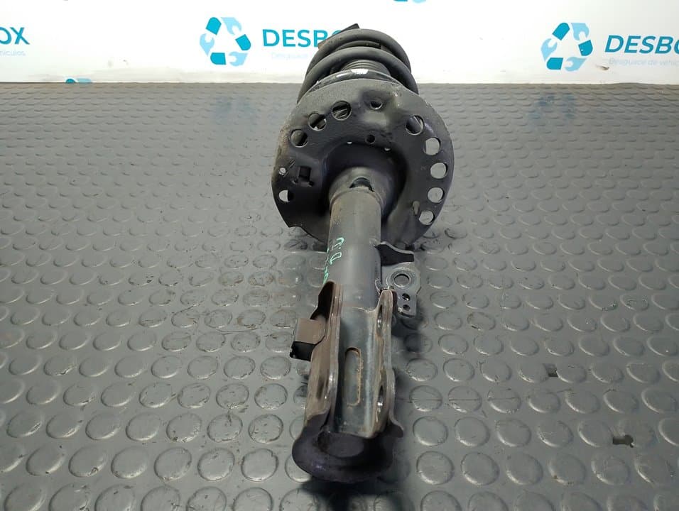 Recambio de AMORTIGUADOR DELANTERO DERECHO para KIA SOUL Burner D4FB referencia OEM IAM 546602K300 - BLANCO 3