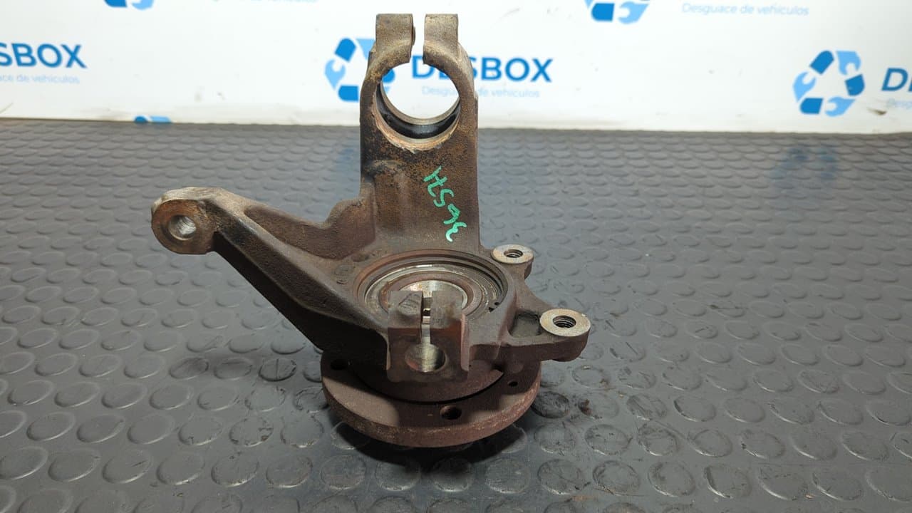 Recambio de MANGUETA DELANTERA IZQUIERDA para PEUGEOT PARTNER (S1) Break WJZ - GRIS 2