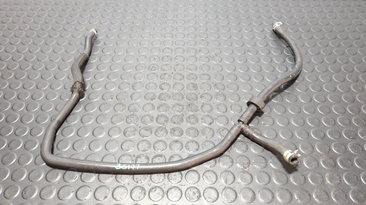 Recambio de TUBO para MERCEDES-BENZ CLASE M (W164) 280 / 300 CDI (164.120) OM642940 referencia OEM IAM A1645000175 - NEGRO