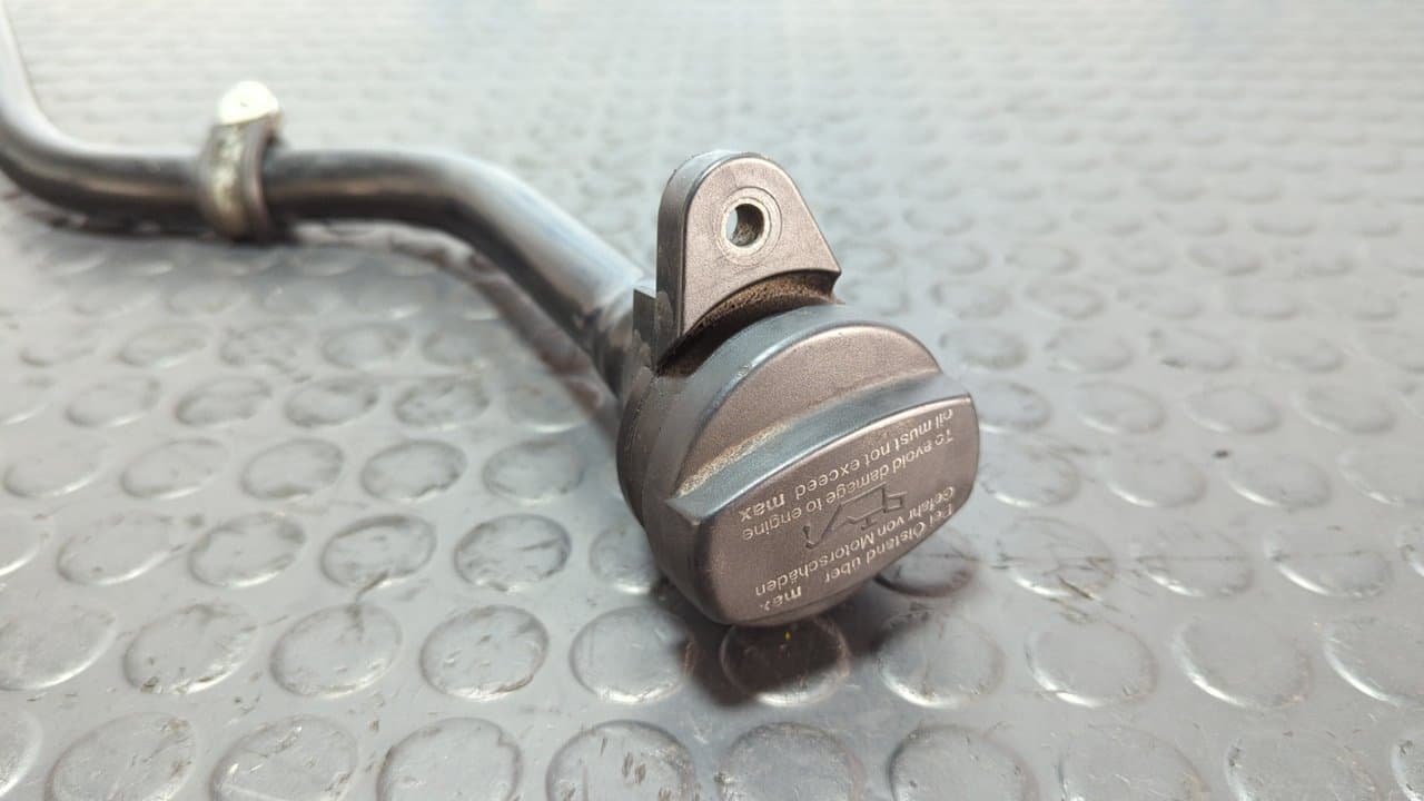 Recambio de TAPON DE ACEITE para MERCEDES-BENZ VITO (W638) CAJA CERRADA 110 CDI     (638.094) 611980     referencia OEM IAM 1110180302 - BLANCO 3