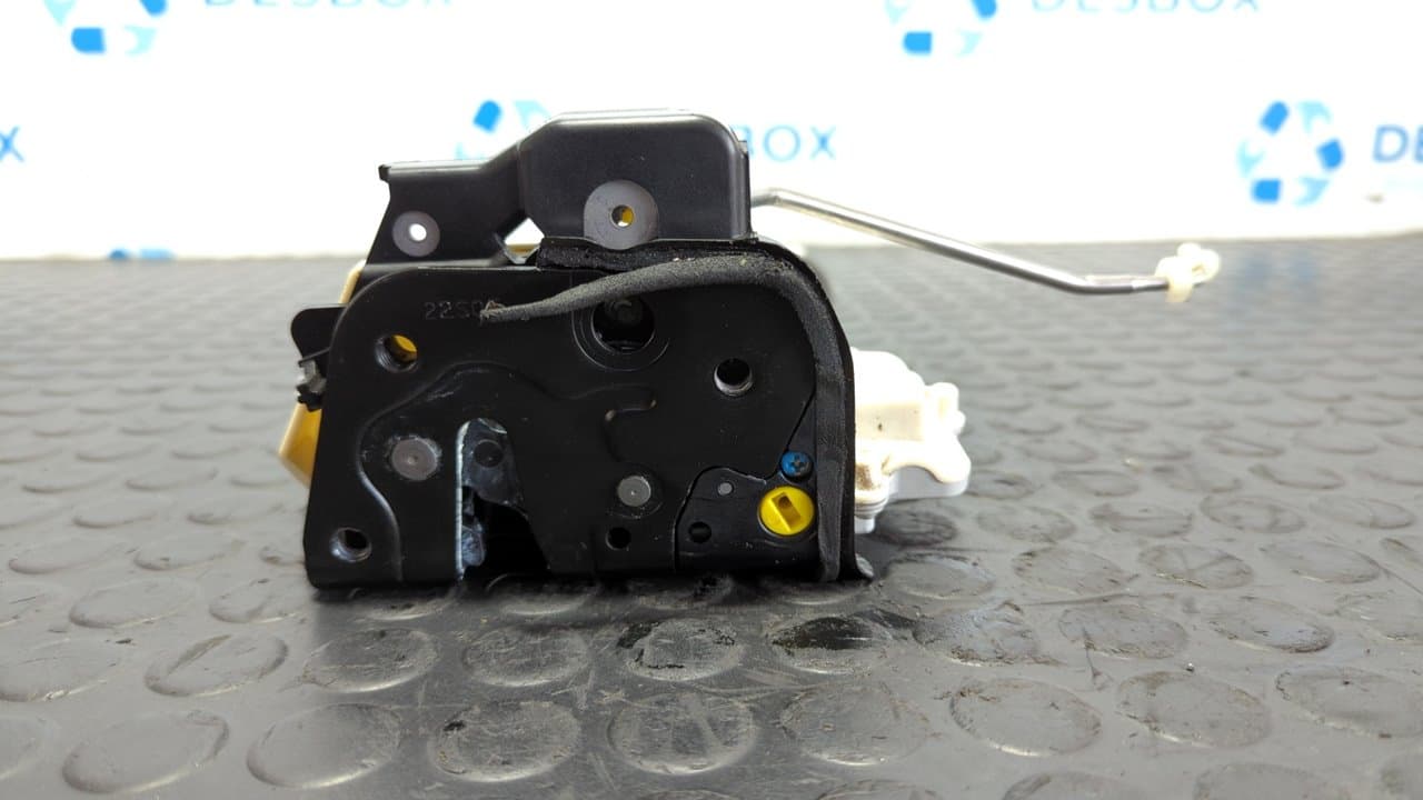 Recambio de CERRADURA PUERTA DELANTERA DERECHA para AUDI A4 AVANT (8E) 2.0 TDI BLB referencia OEM IAM 8E0837015AA - GRIS OSCURO 2