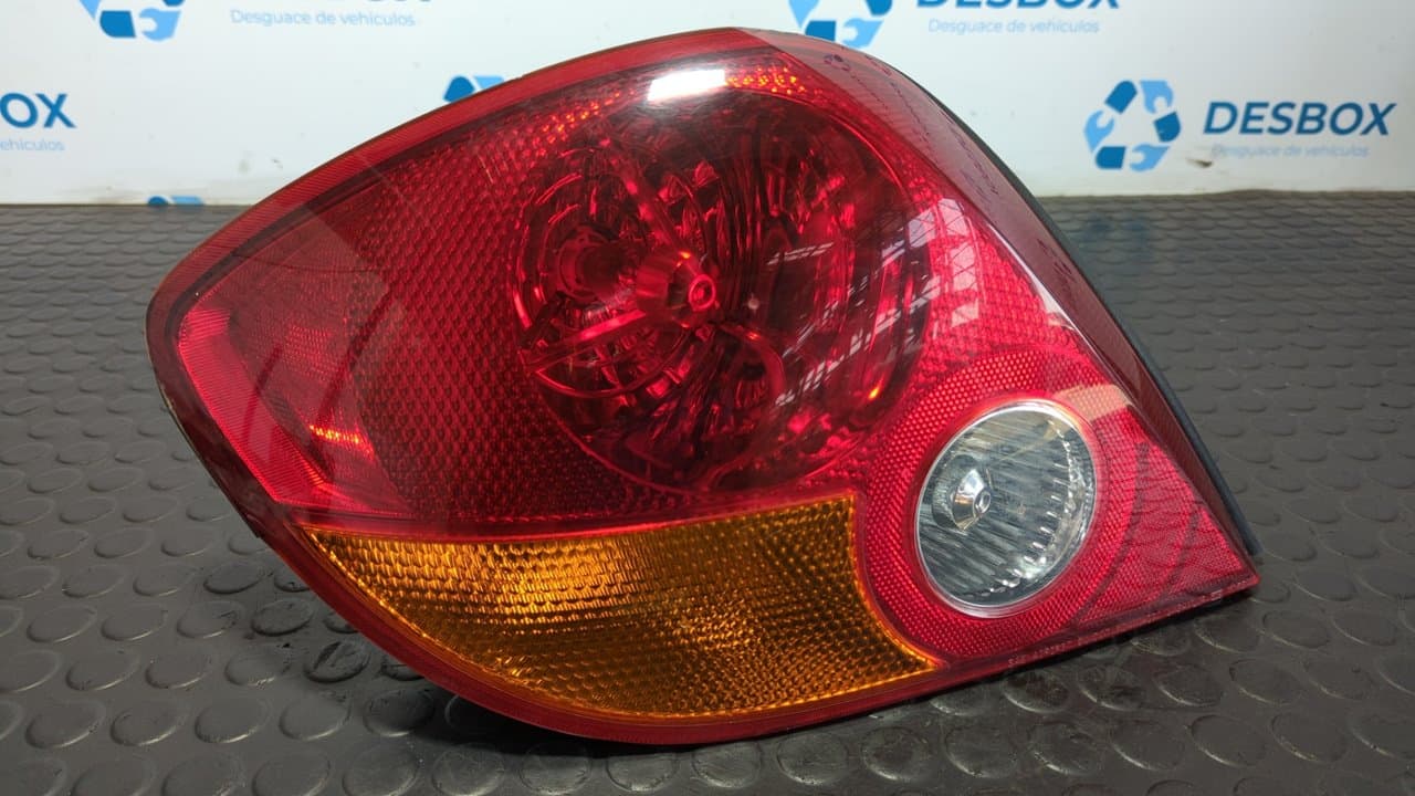 Recambio de PILOTO TRASERO IZQUIERDO para HYUNDAI COUPE (GK) 2.7 FX Full G6BAG referencia OEM IAM 924012CXXX - BLANCO