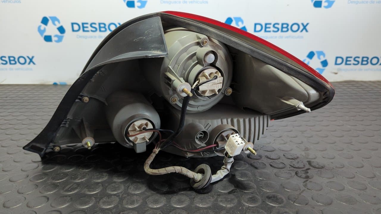 Recambio de PILOTO TRASERO IZQUIERDO para HYUNDAI COUPE (GK) 2.7 FX Full G6BAG referencia OEM IAM 924012CXXX - BLANCO 3