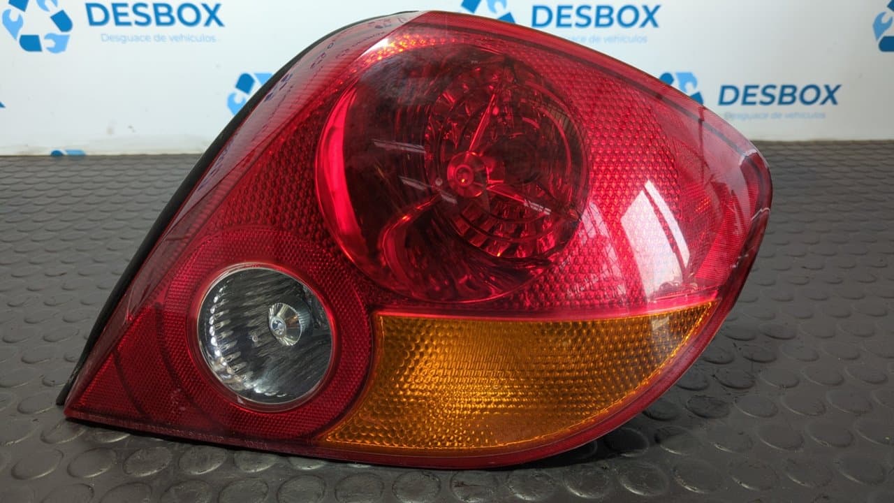 Recambio de PILOTO TRASERO DERECHO para HYUNDAI COUPE (GK) 2.7 FX Full G6BAG referencia OEM IAM 924022CXXX - BLANCO