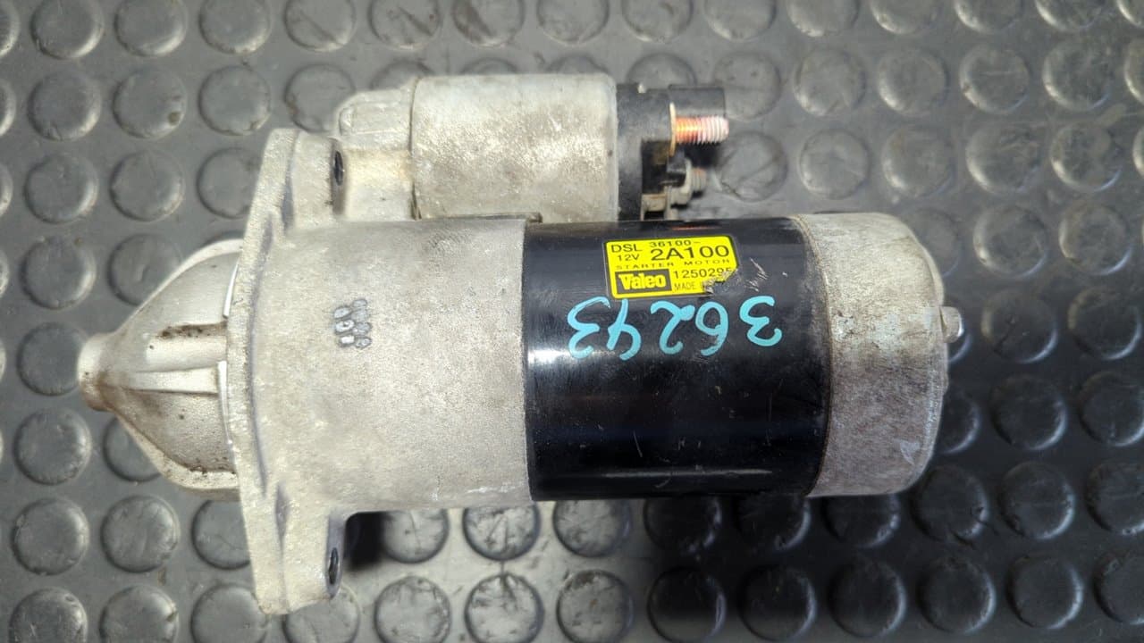 Recambio de MOTOR ARRANQUE para KIA SOUL Burner D4FB referencia OEM IAM 361002A100 - BLANCO 4