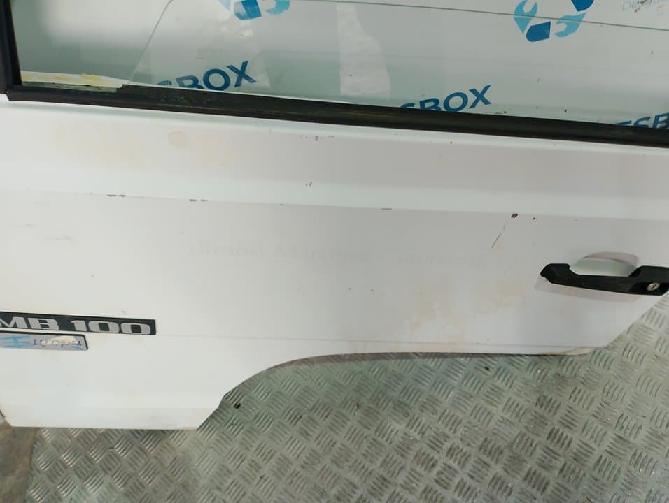 Recambio de PUERTA DELANTERA IZQUIERDA para MERCEDES-BENZ MB 100 3