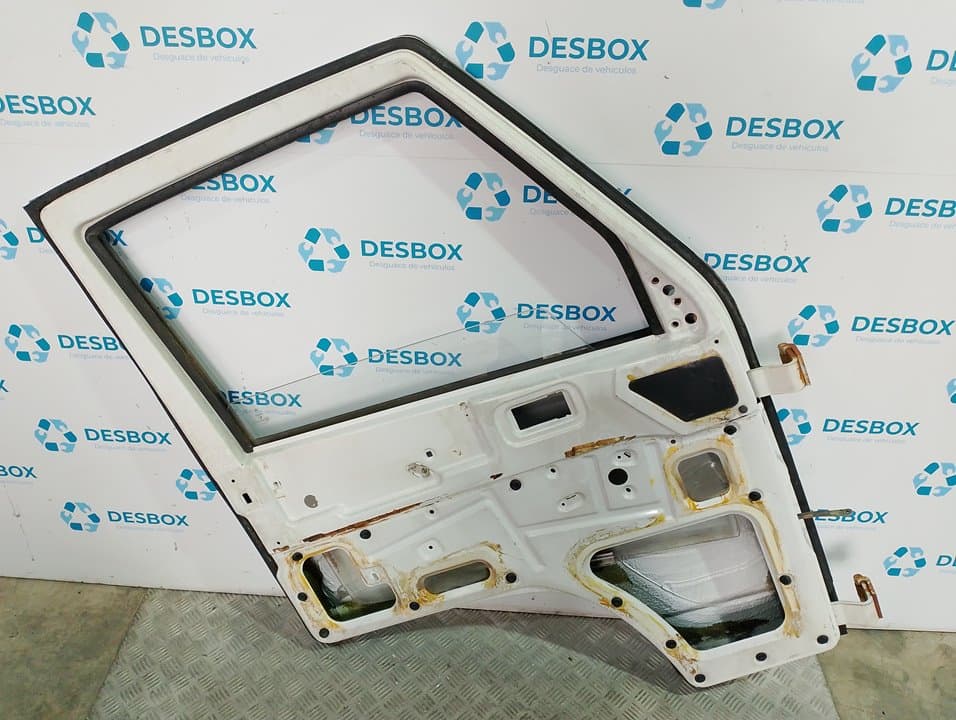Recambio de PUERTA DELANTERA IZQUIERDA para MERCEDES-BENZ MB 100 3