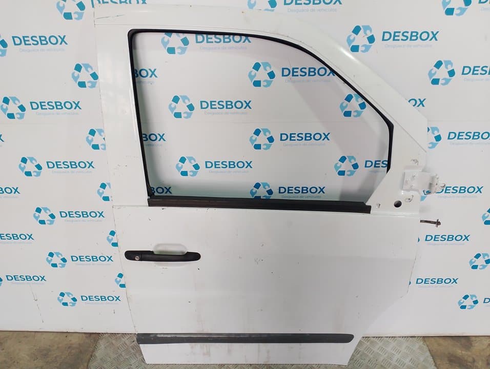 Recambio de PUERTA DELANTERA DERECHA para MERCEDES-BENZ VITO (W638)