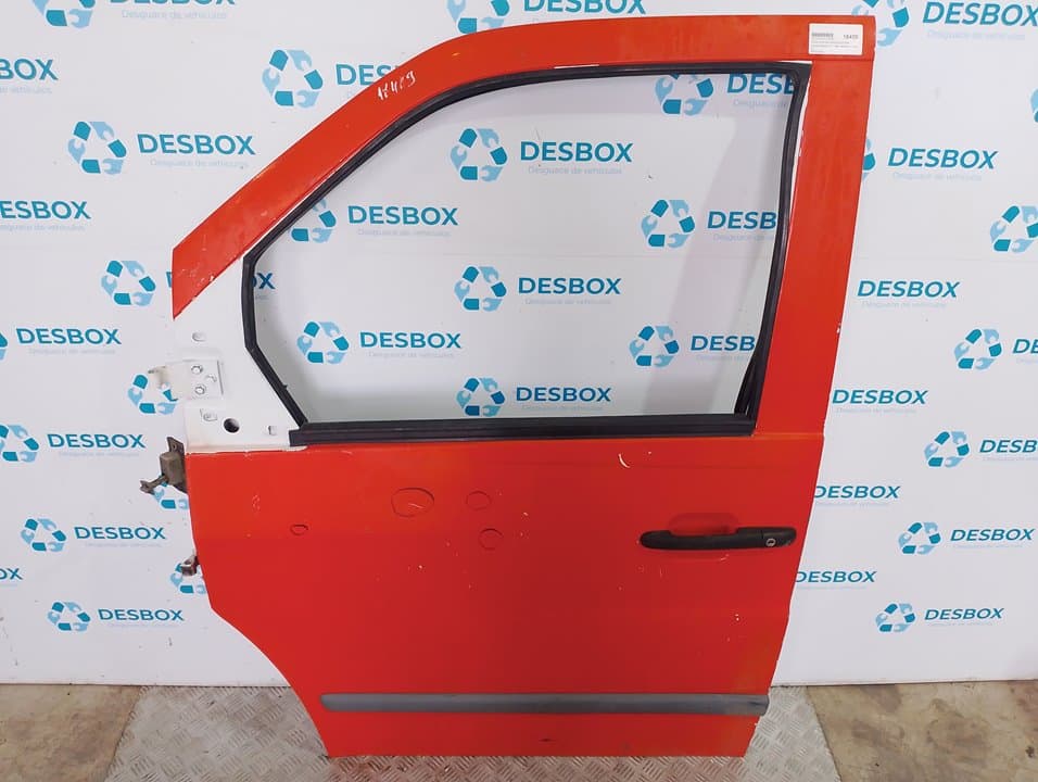 Recambio de PUERTA DELANTERA IZQUIERDA para MERCEDES-BENZ VITO (W638) COMBI 110 D Euro 2   (638.174) 911 referencia OEM IAM 638720120528   - ROJO