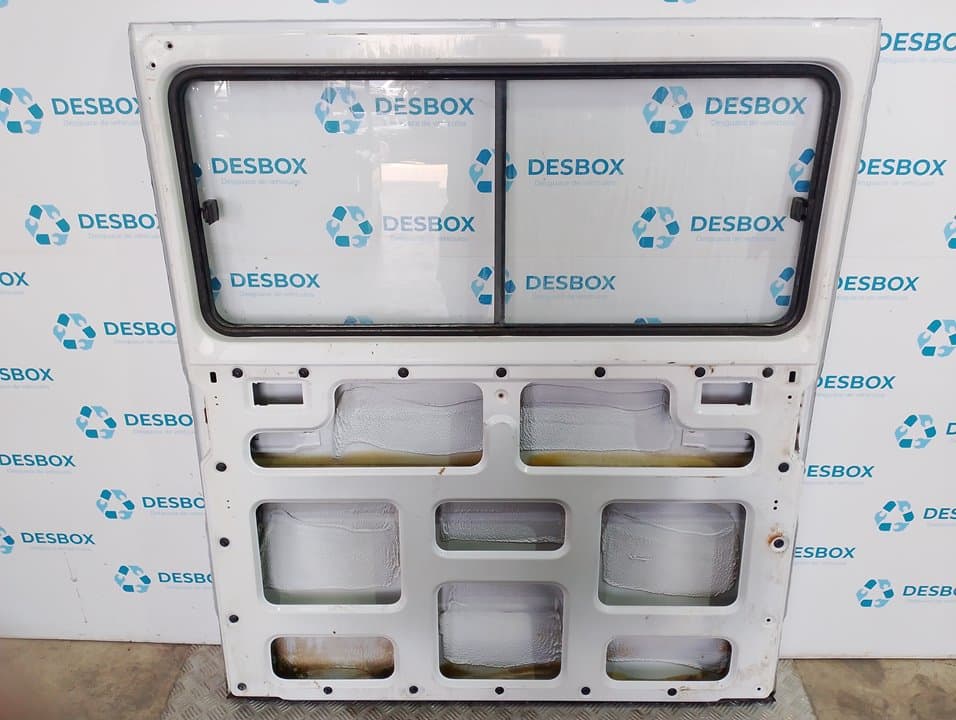 Recambio de PUERTA LATERAL CORREDERA DERECHA para MERCEDES-BENZ MB 100 D CAJA CERRADA / COMBI * 916963 - BLANCO 2