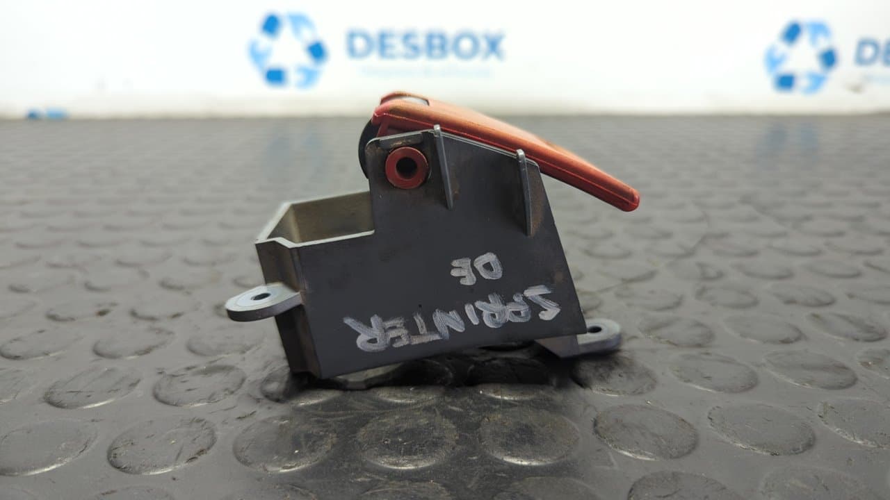 Recambio de MANETA INTERIOR DELANTERA DERECHA para MERCEDES SPRINTER (W901,W904) referencia OEM IAM 9017200166 2