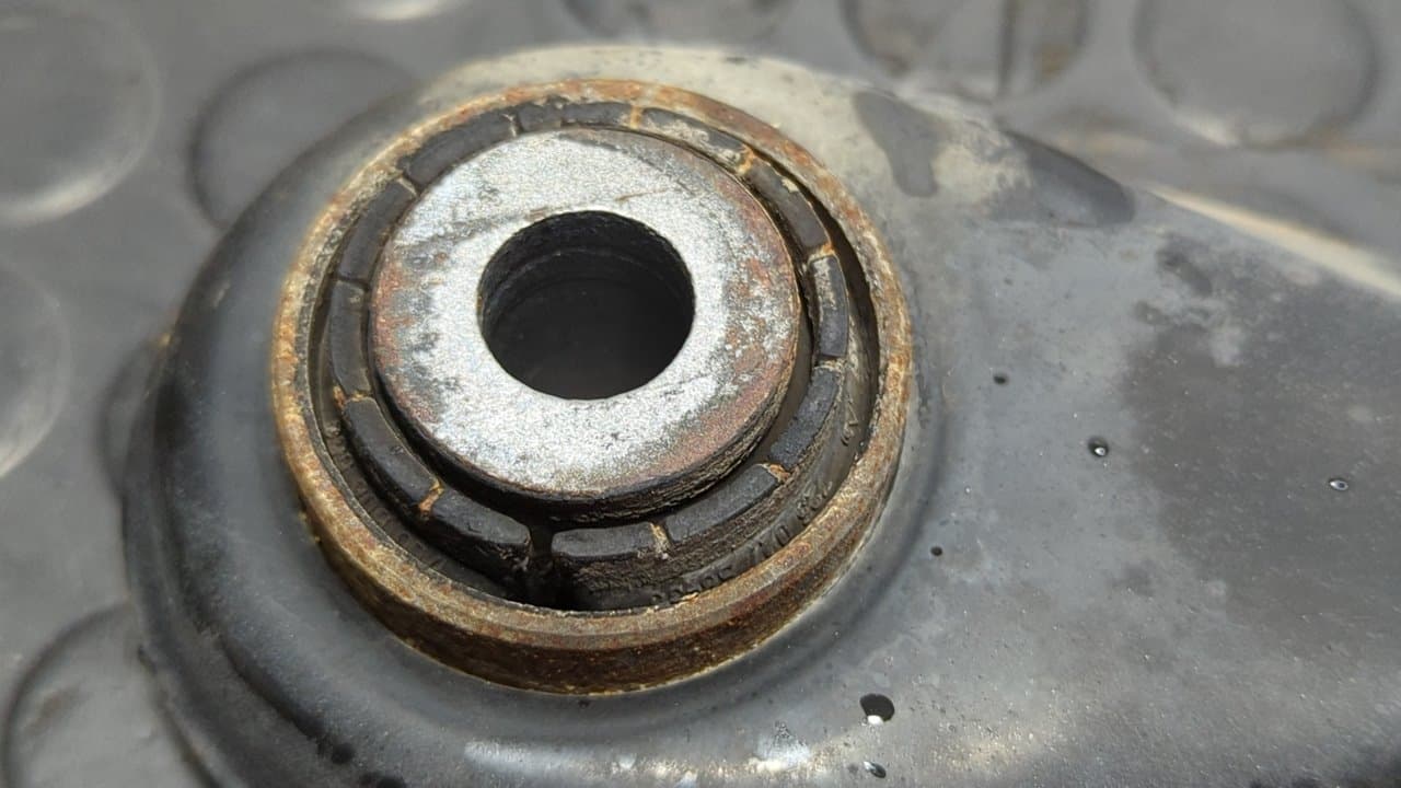 Recambio de BRAZO IZQUIERDO INFERIOR TRASERO para PORSCHE CAYENNE (TYP 9PA) Básico BFD referencia OEM IAM 7L0501531B - BLANCO 3