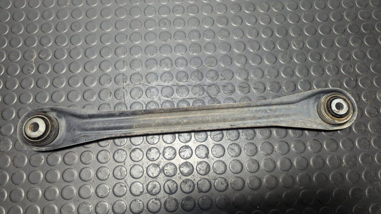 Recambio de BRAZO DERECHO INFERIOR TRASERO  para PORSCHE CAYENNE (TYP 9PA) Básico BFD referencia OEM IAM 7L0501531B - BLANCO 2
